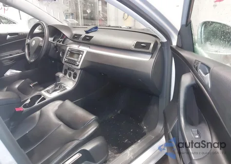 2009 Volkswagen Passat Komfort z USA, uszkodzony, nr VIN WVWJK73C89P017825